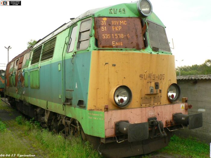 Jedno z kilku ostatnich zdjęć SU45-105 przed pocieńciem na złom w lokomotywowni Szczecinek.